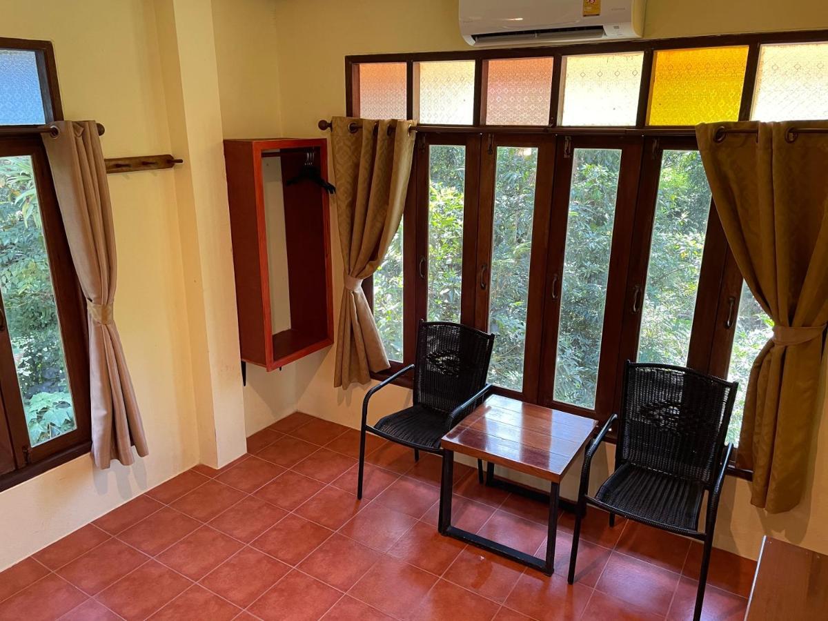 Art'S Riverview Lodge Khao Sok National Park Esterno foto
