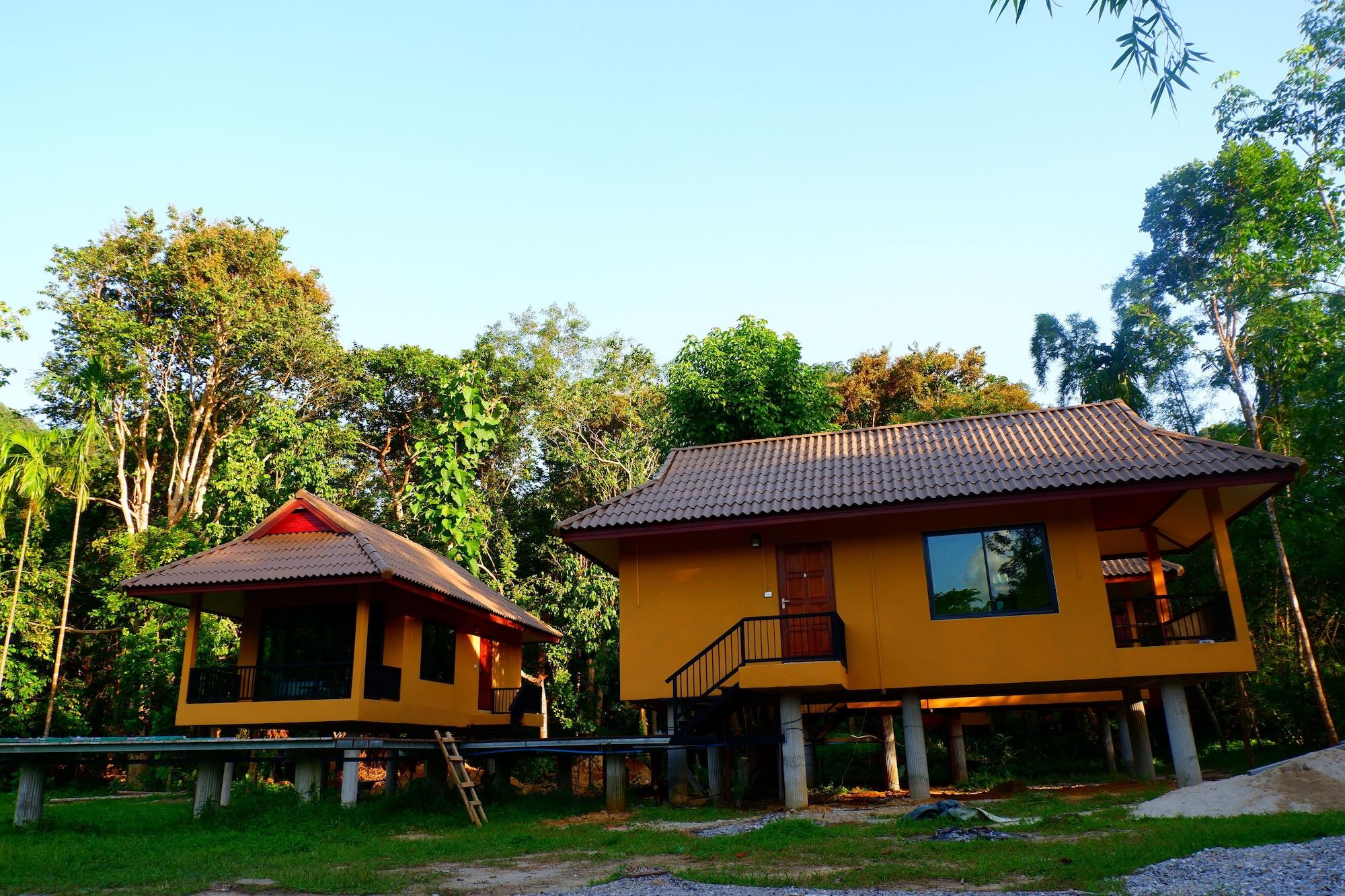 Art'S Riverview Lodge Khao Sok National Park Esterno foto
