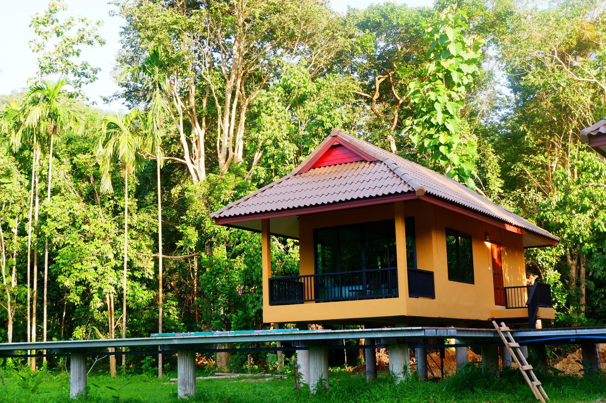 Art'S Riverview Lodge Khao Sok National Park Esterno foto