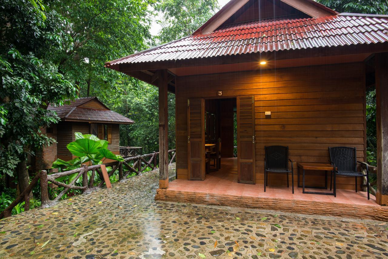 Art'S Riverview Lodge Khao Sok National Park Esterno foto