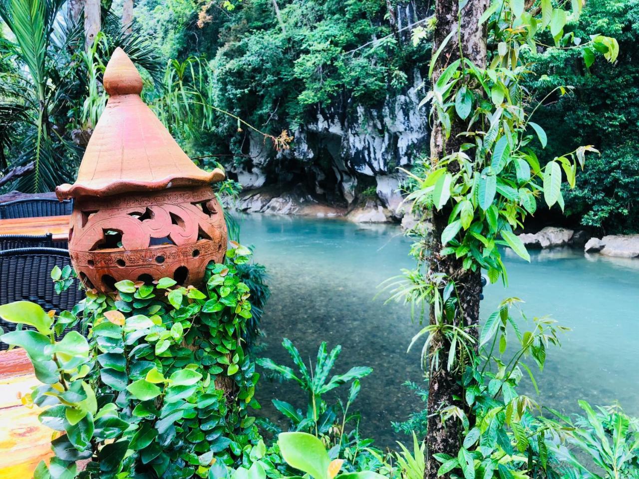 Art'S Riverview Lodge Khao Sok National Park Esterno foto